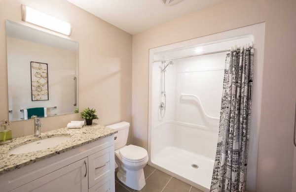 Wellings of Stittsville Accessible Bathroom